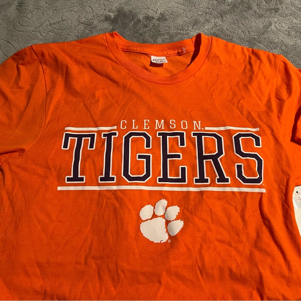 NCAA Clemson Tigers T-Shirt NWT Mens Small